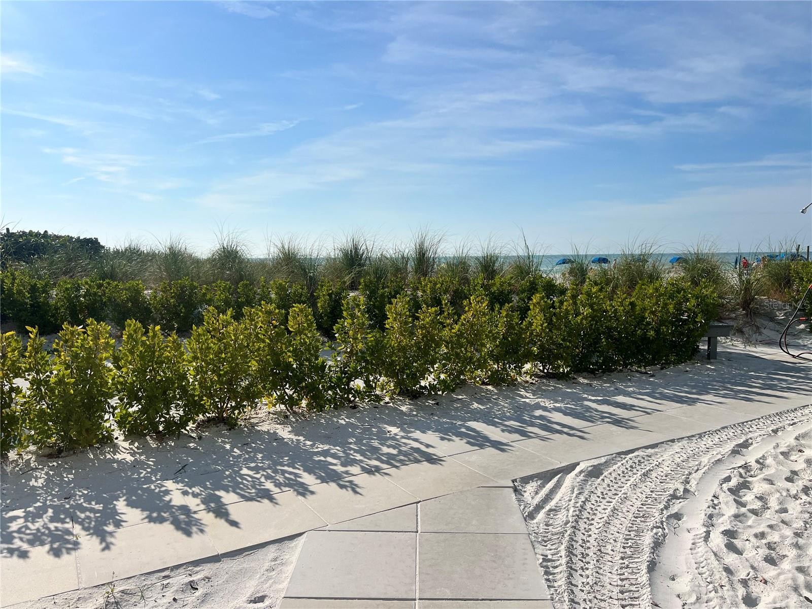 1001 POINT OF ROCKS RD #412