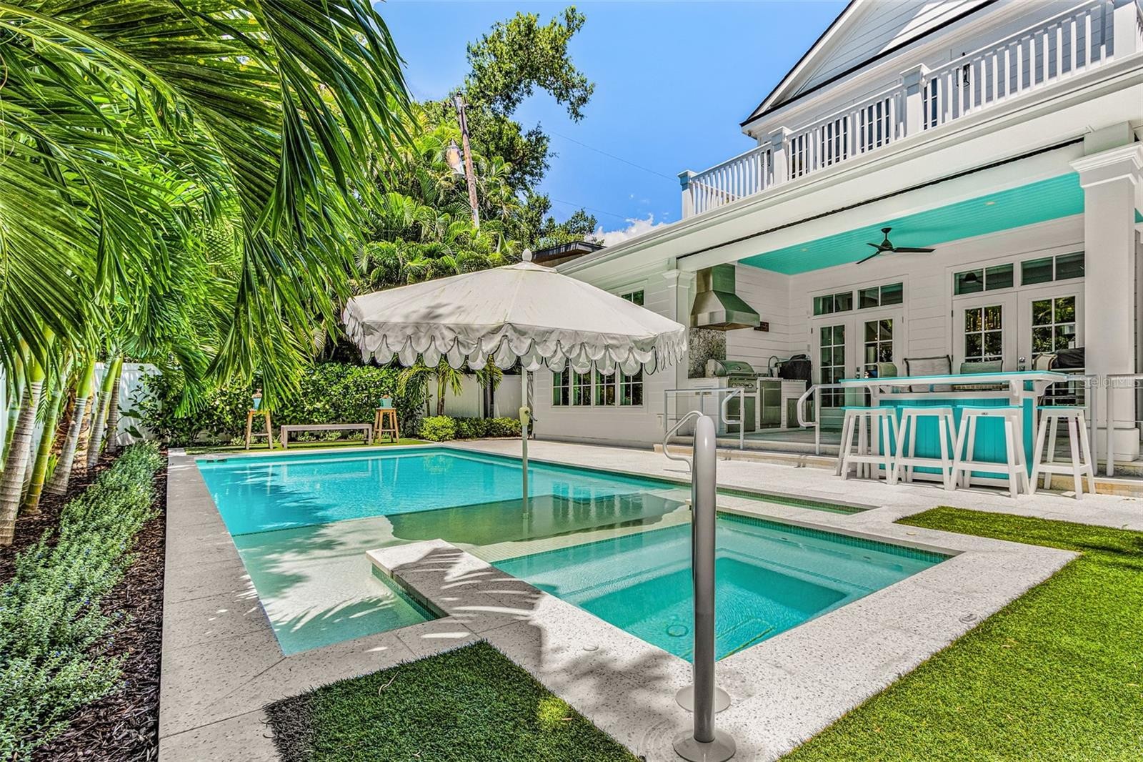 1426 S OSPREY AVE