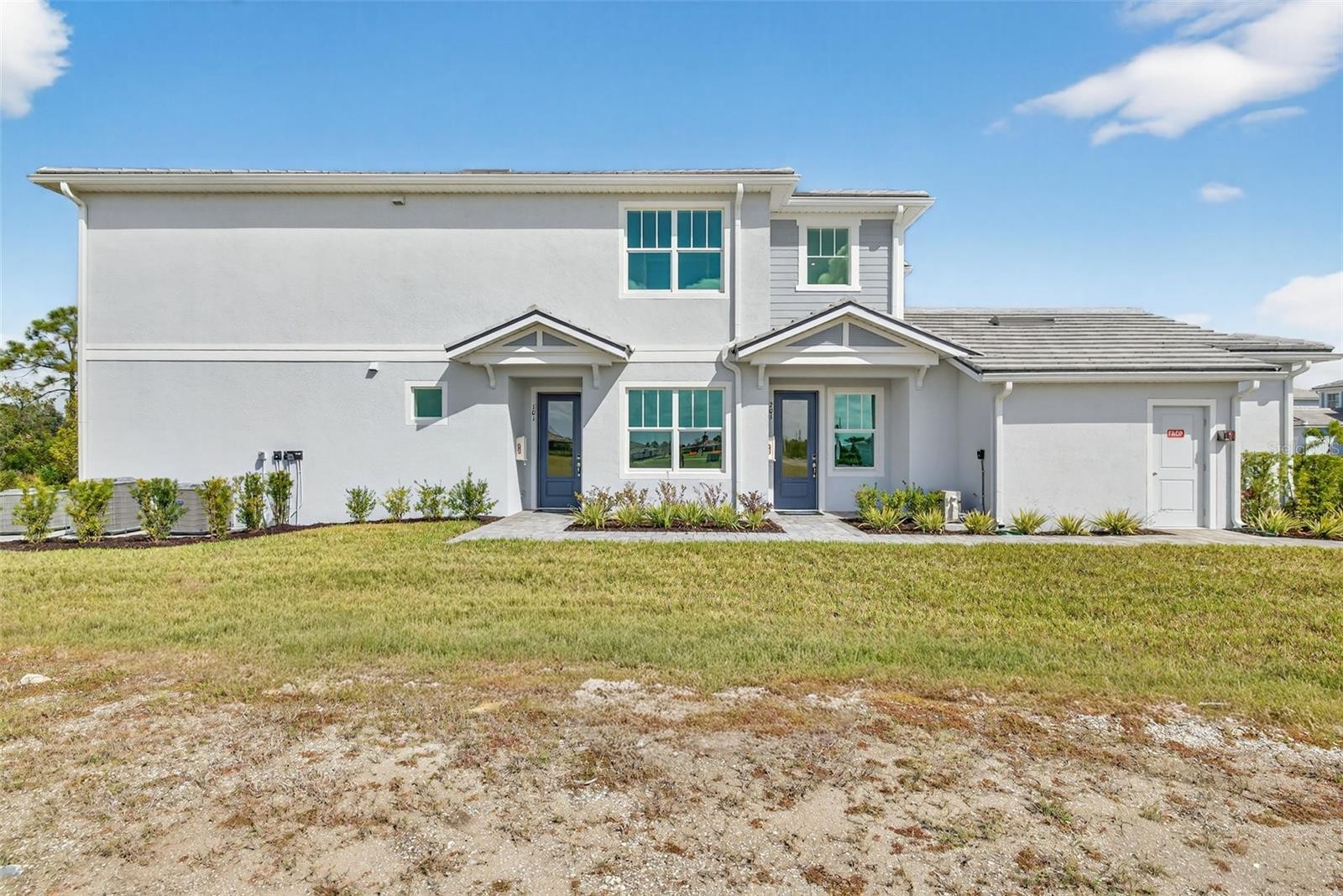 17375 MOONFLOWER DR #101