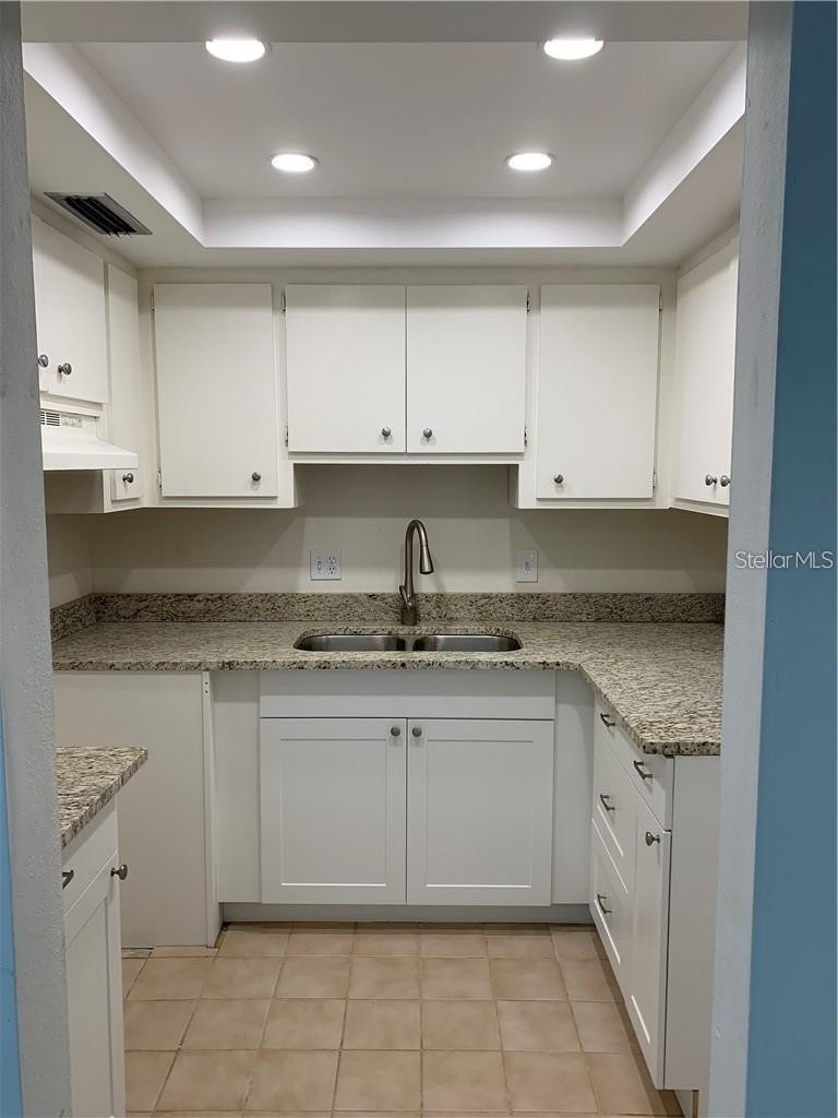 4035 S SCHOOL AVE #D2