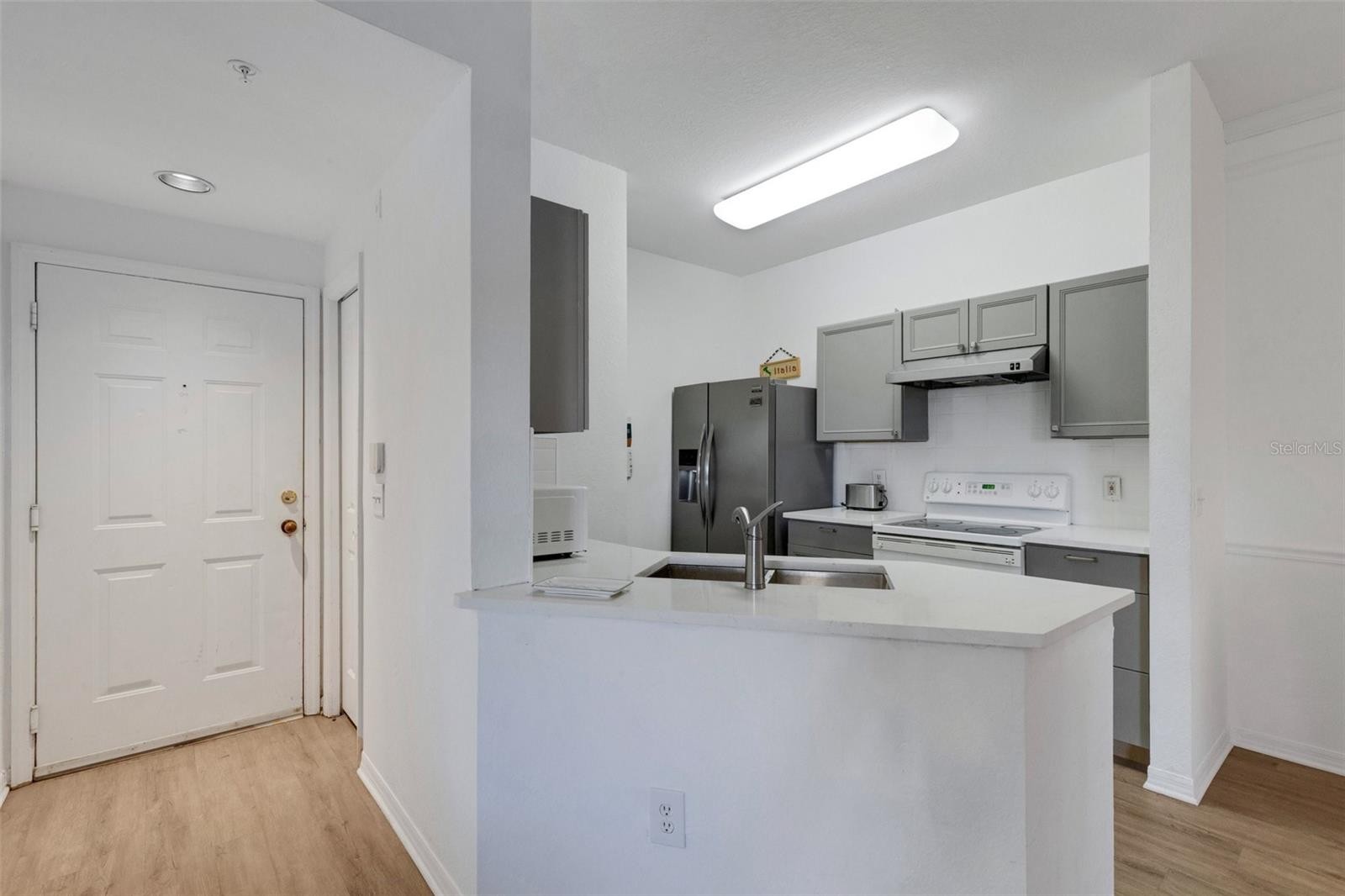 5122 NORTHRIDGE RD #112