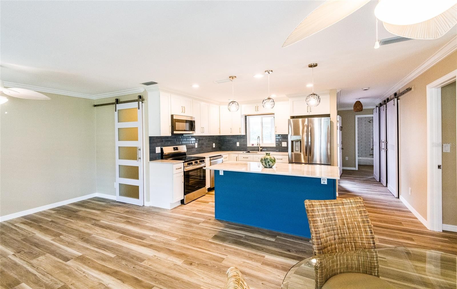 1900 BENJAMIN FRANKLIN DR #3