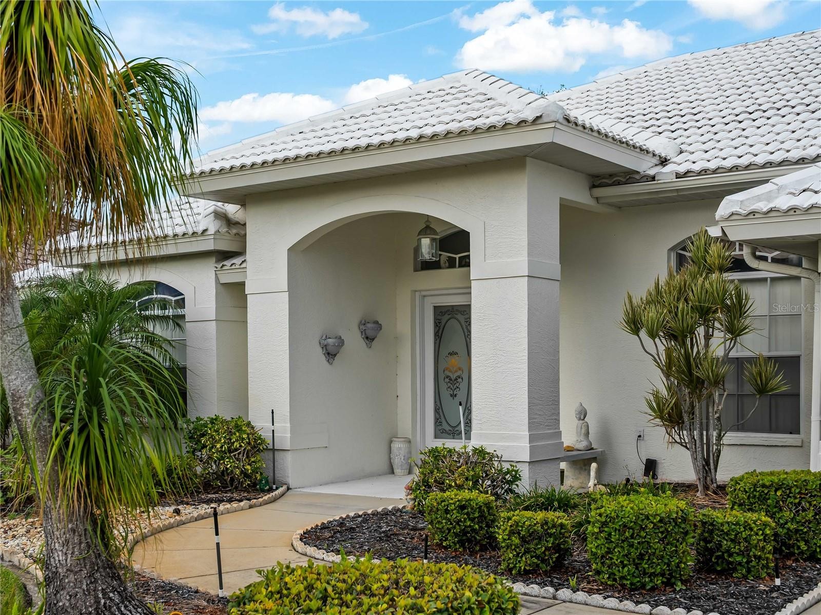 546 LAUREL CHERRY LN