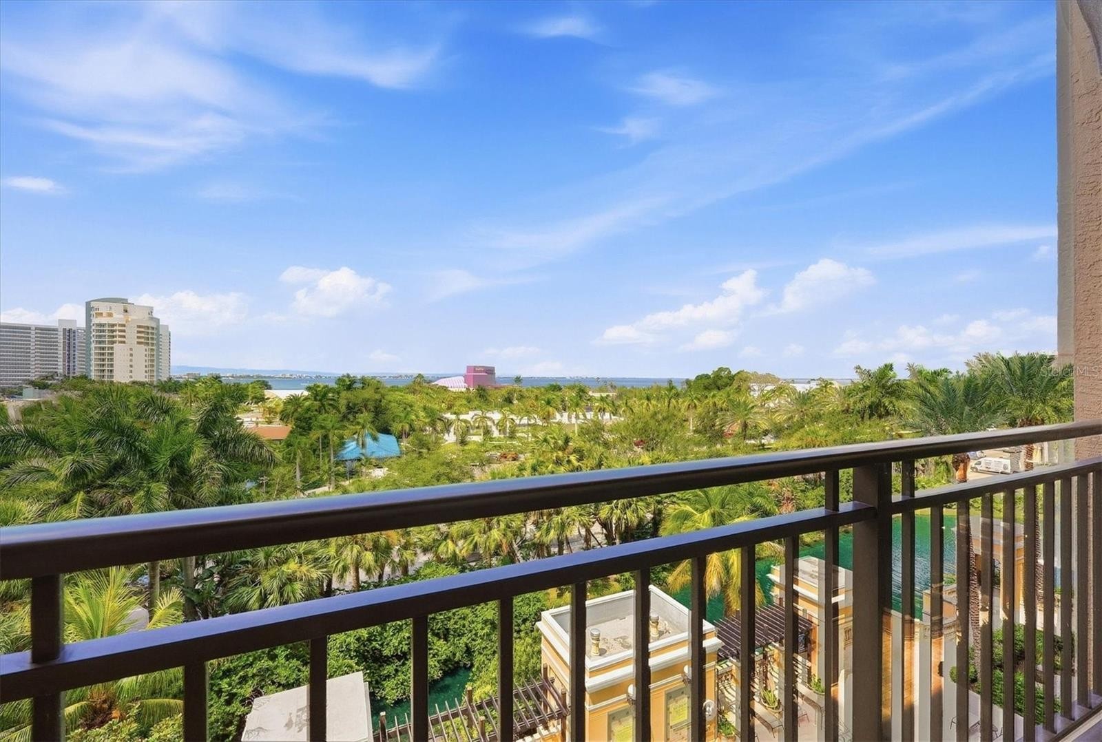 750 N TAMIAMI TRL #517