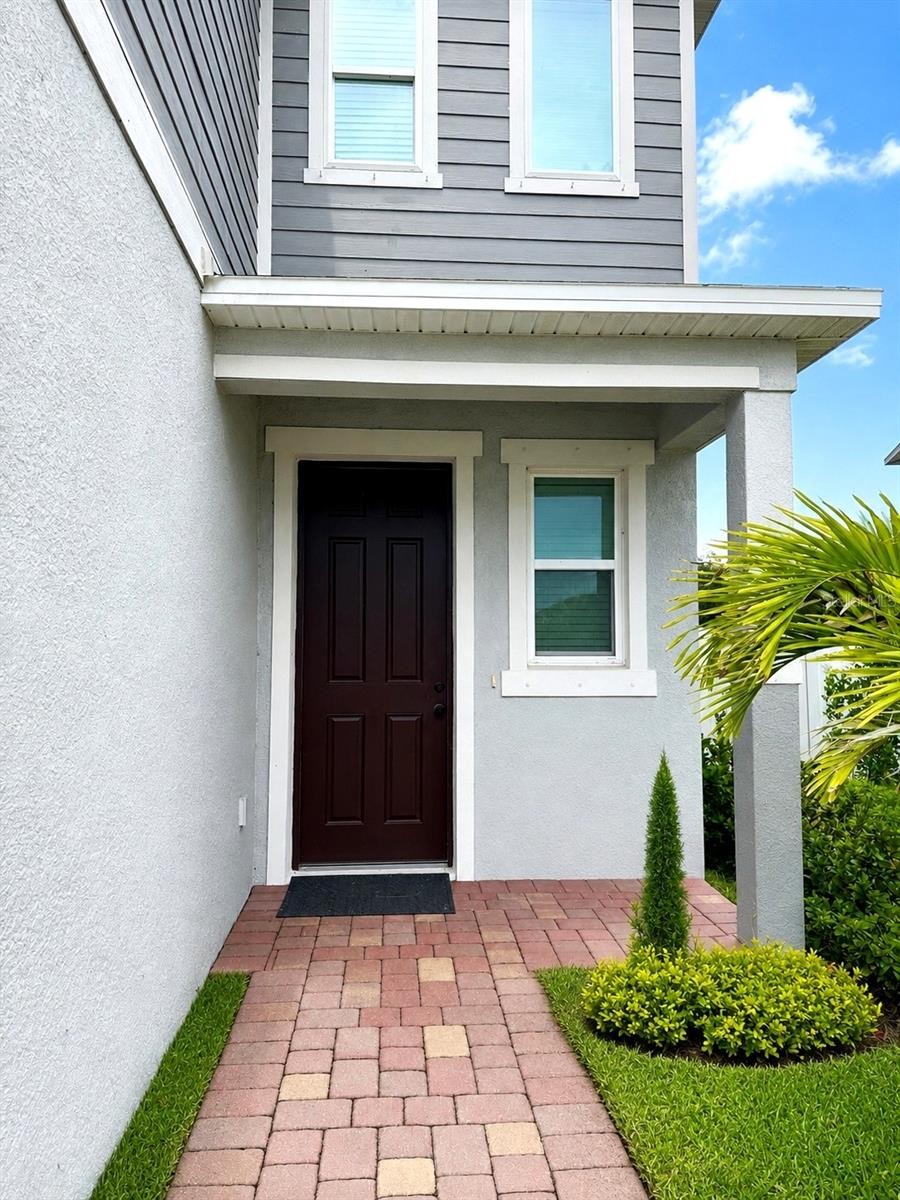 2726 89TH STREET CIR E