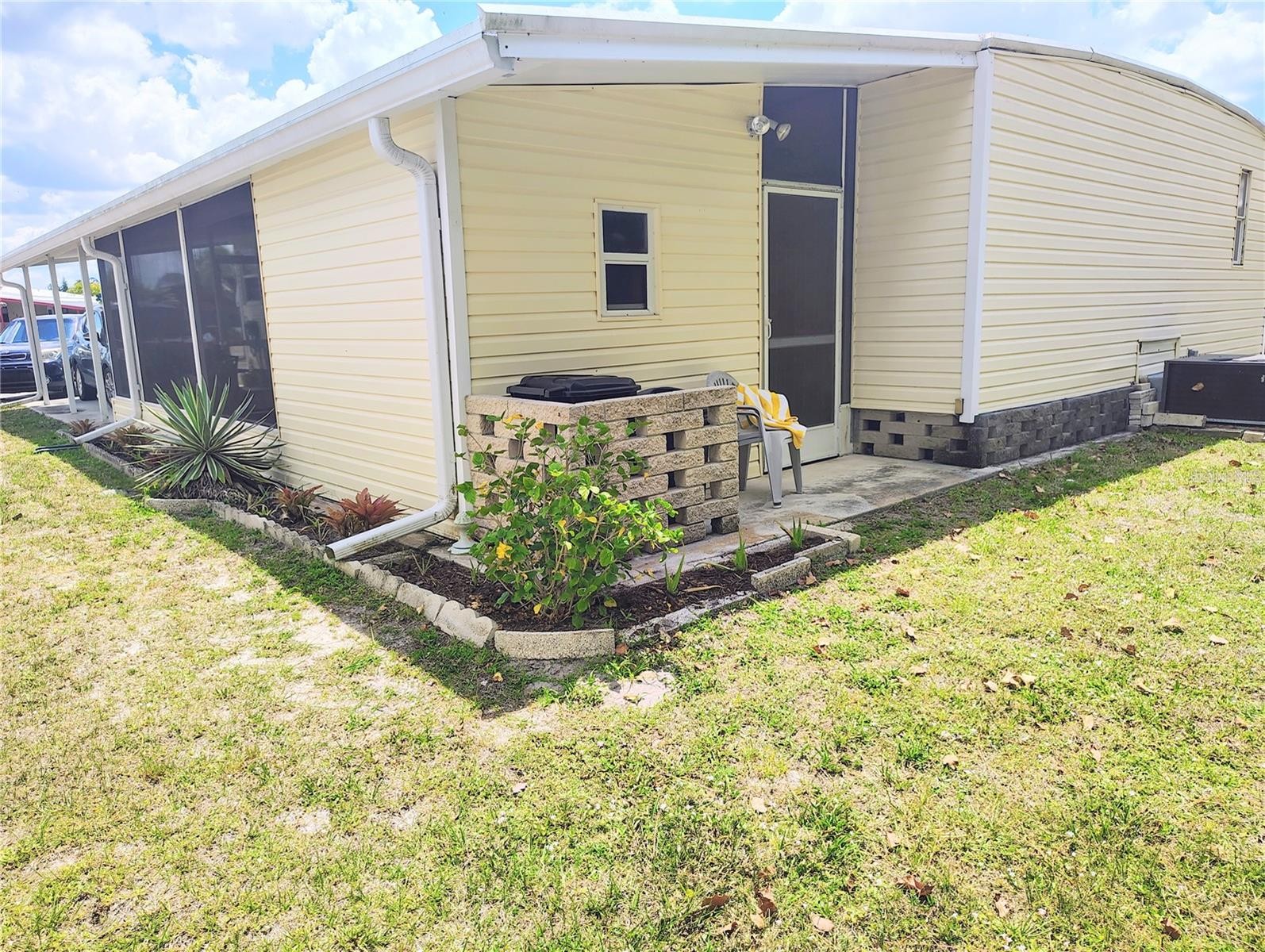 231 TASMANIA LN