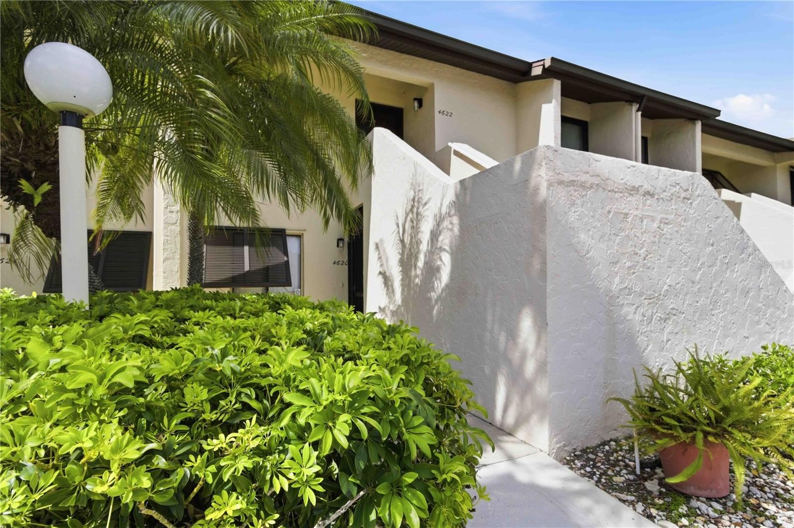 4620 LONGWATER #85