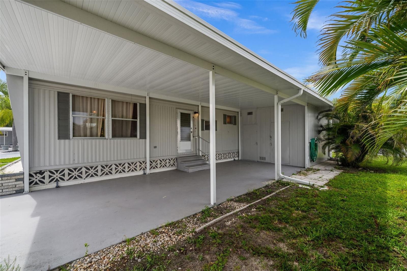 3318 SHINGLE OAK TER