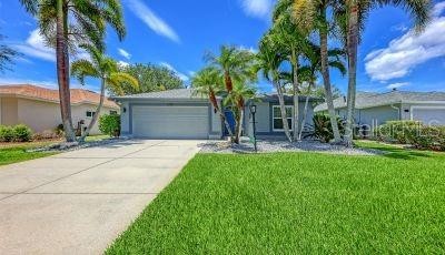 6730 W COUNTRY CLUB LN