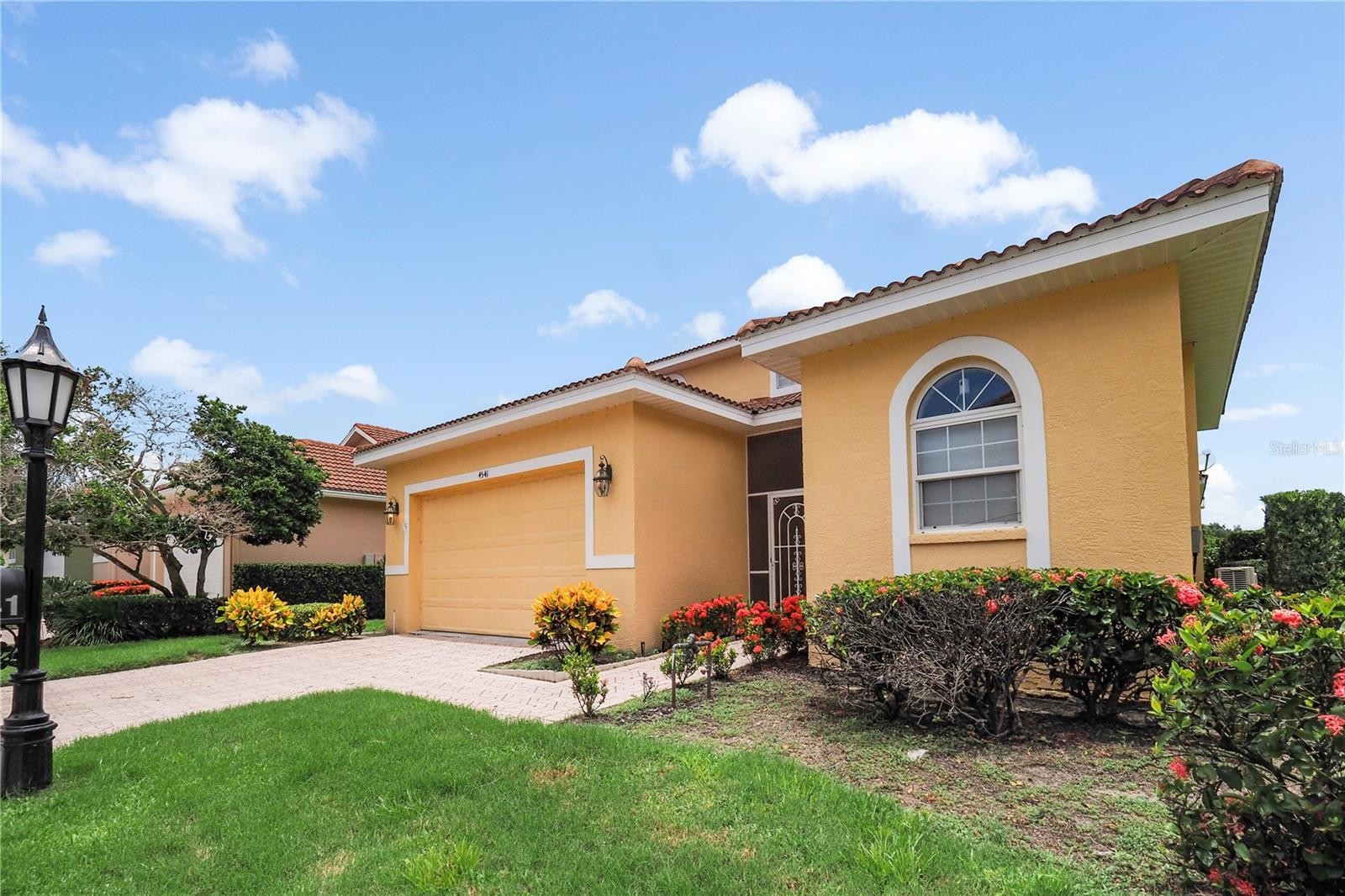 4541 MURCIA BLVD #11