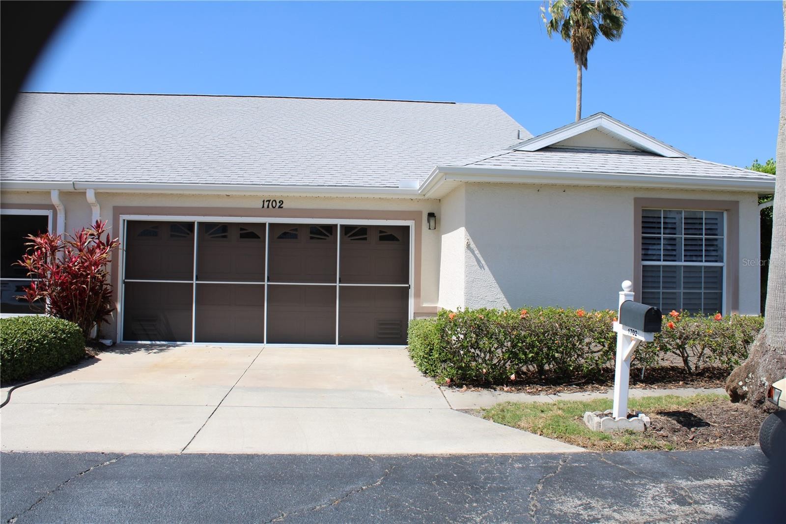 1702 FAIRWAY TRCE #1702