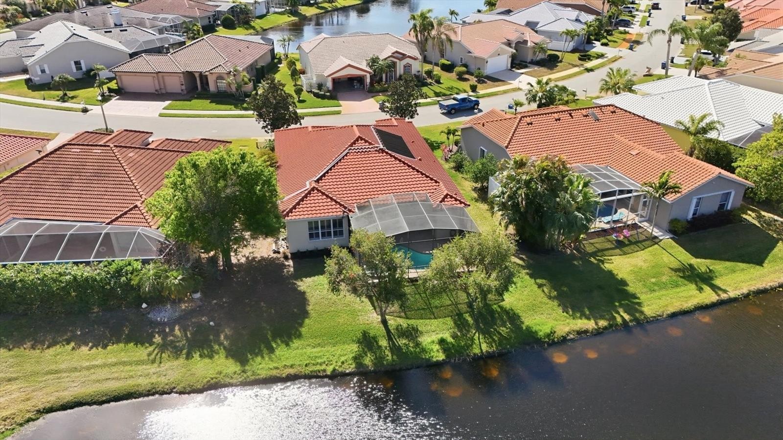 8876 HUNTINGTON POINTE DR