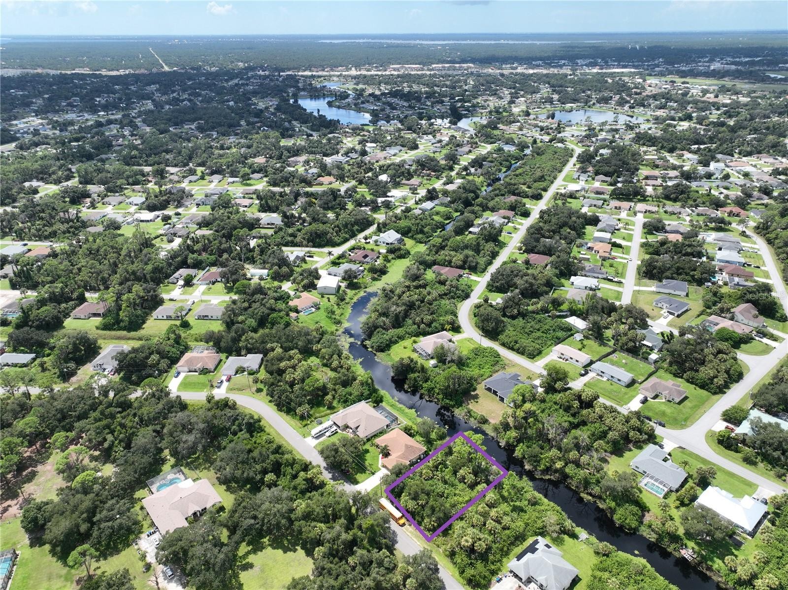 RIDGEWOOD DR