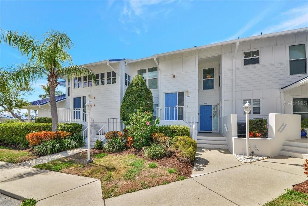 946 SANDPIPER CIR #946