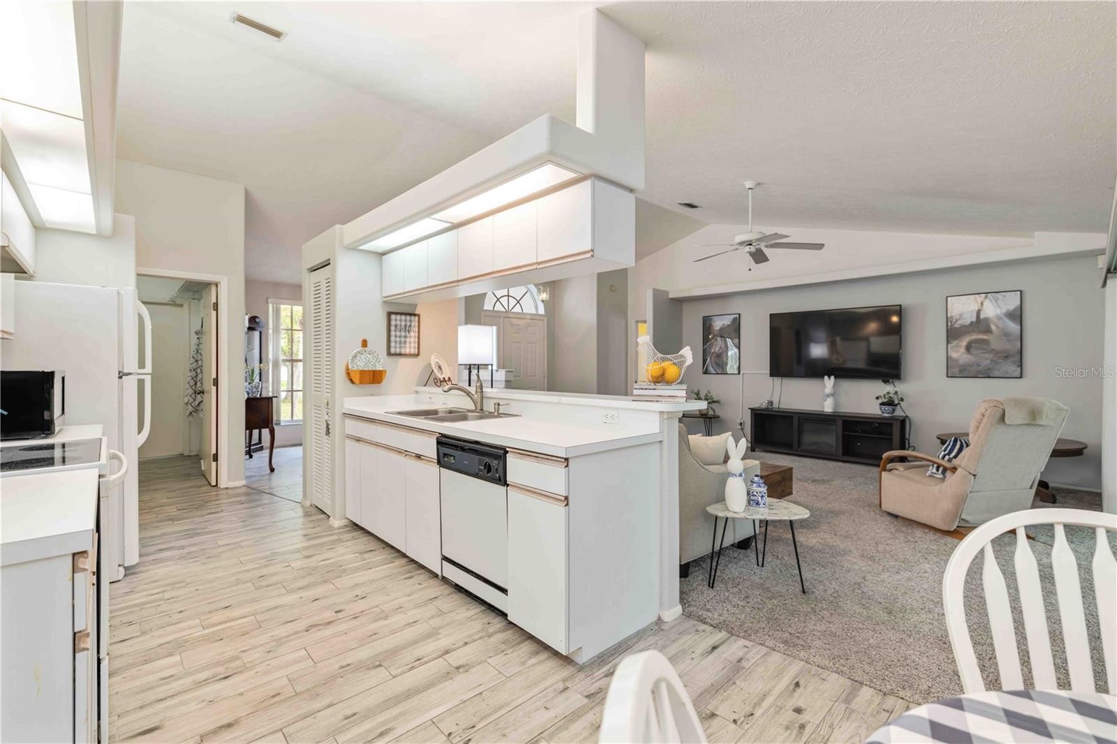 4524 28TH AVENUE DR E