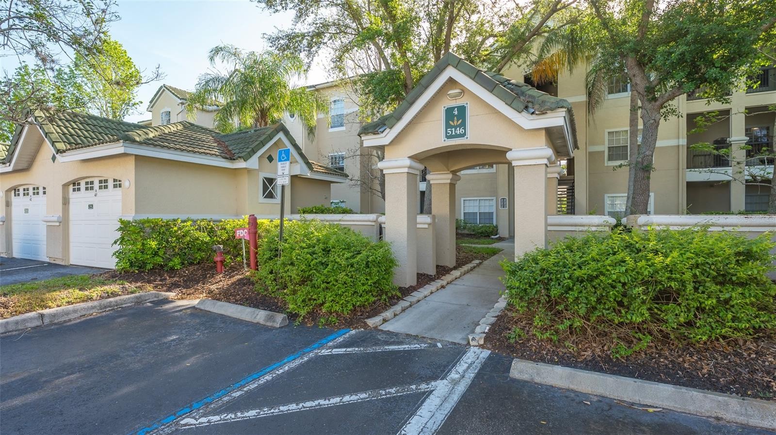 5146 NORTHRIDGE RD #301
