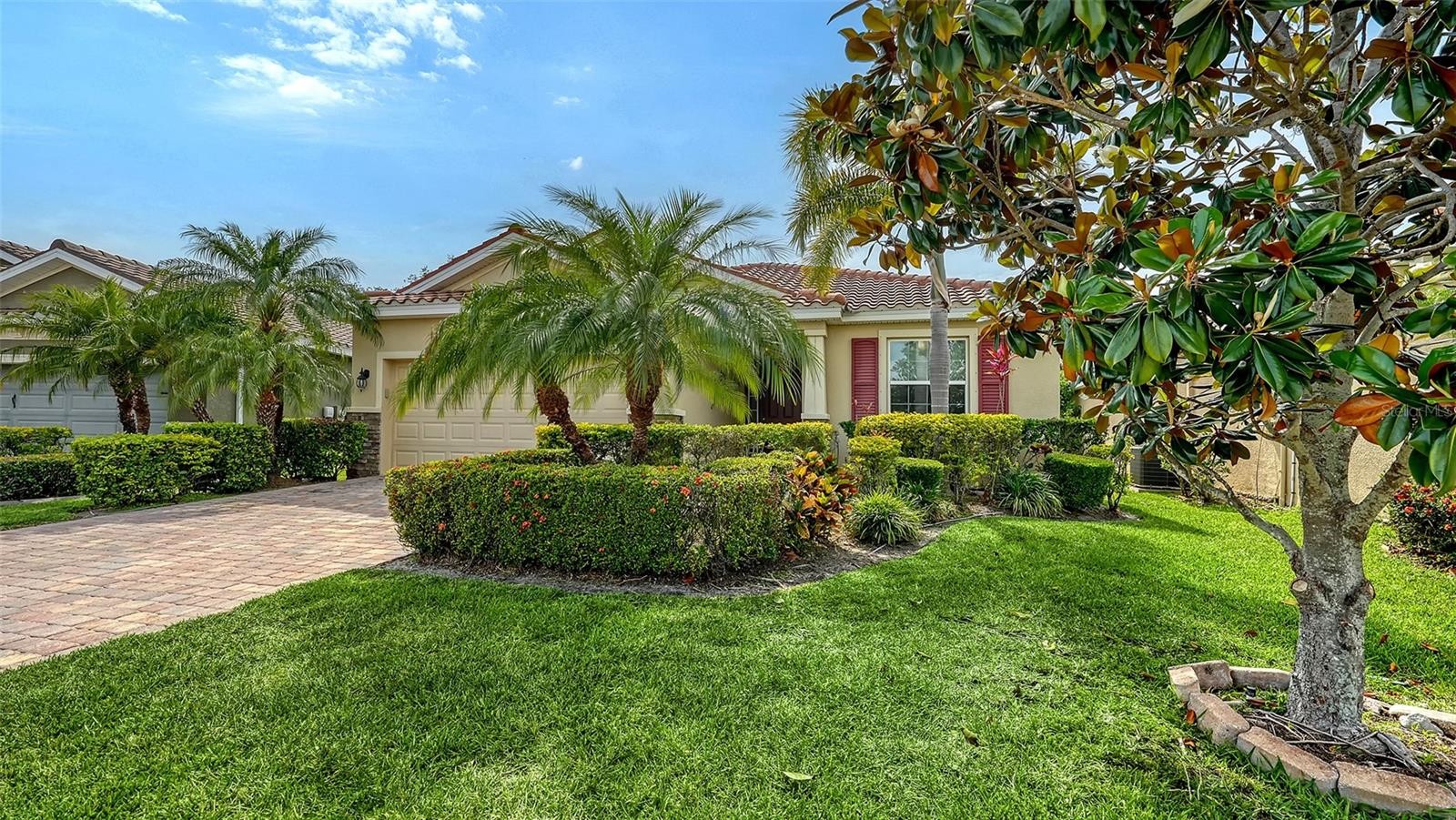 2858 ORIOLE DR