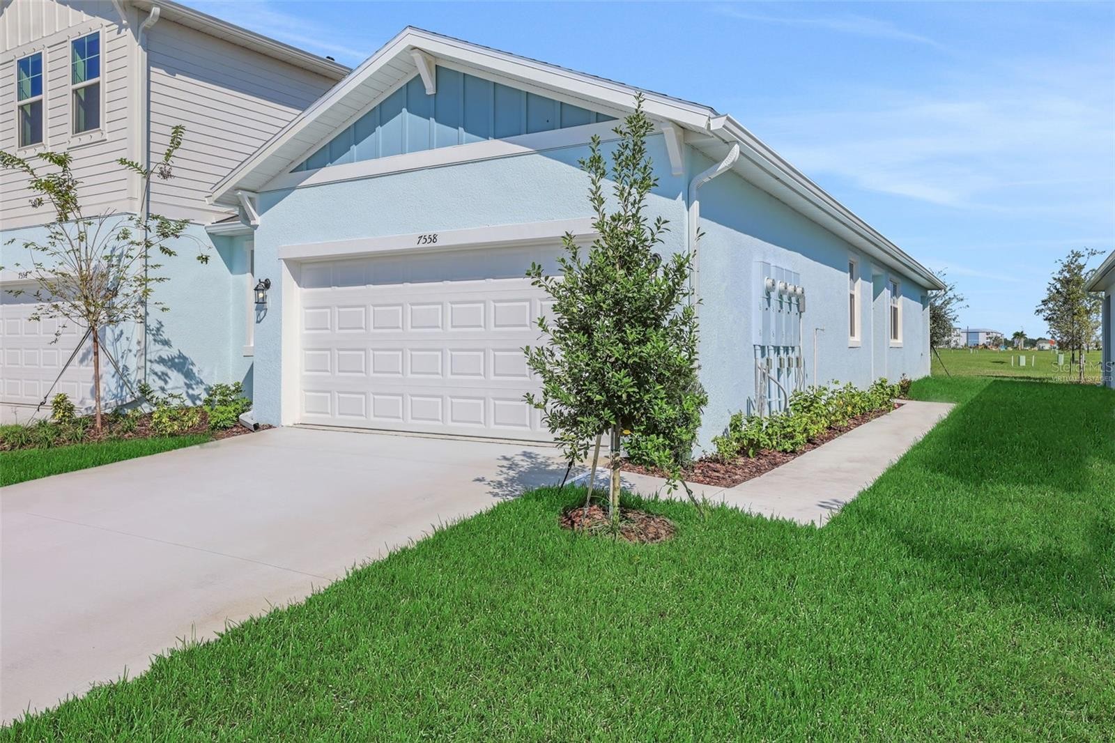 7542 SEA OAK CT