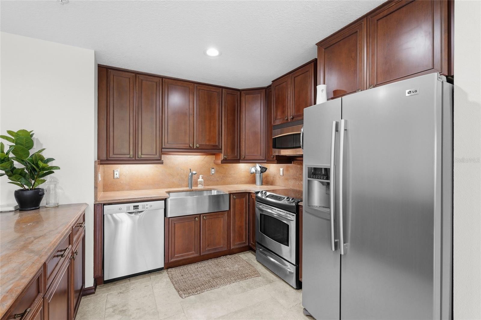 3816 6TH AVE #3816