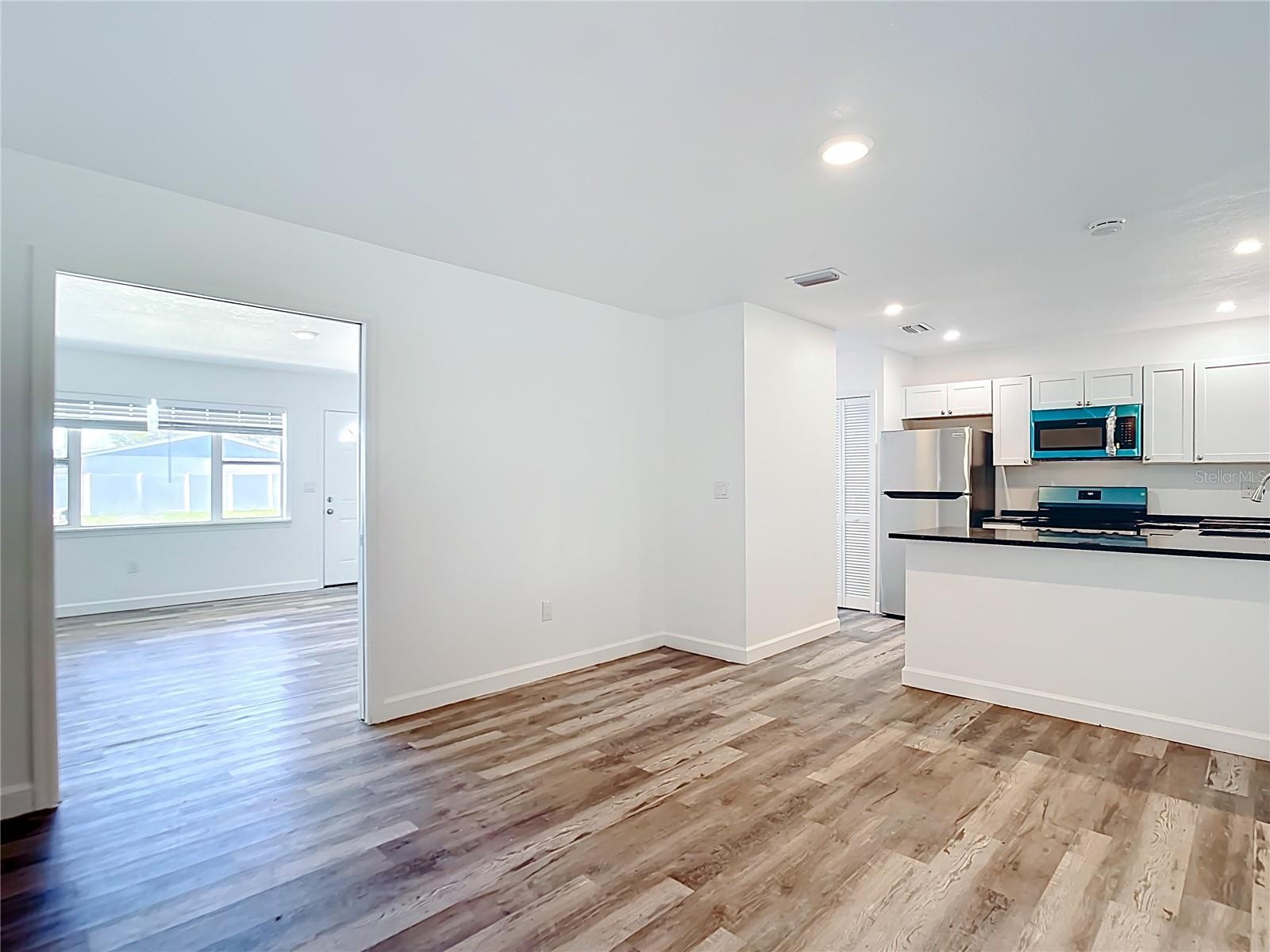 8050 PORTO CHICO AVE