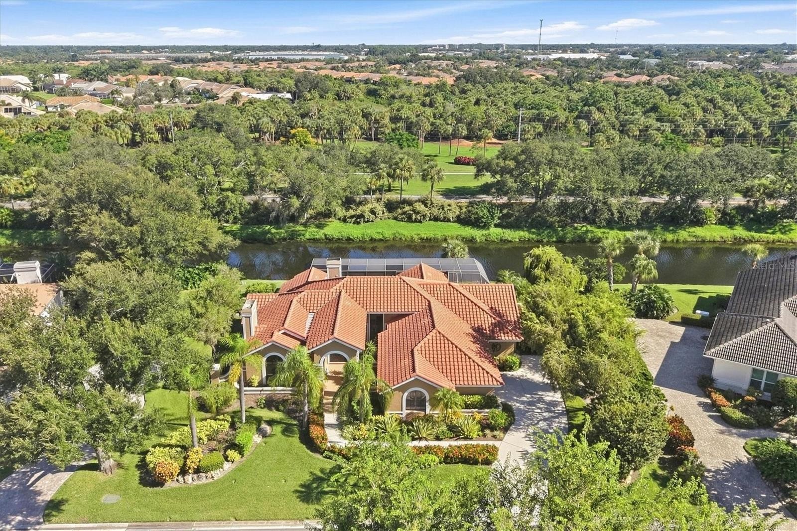 4221 ESCONDITO CIR