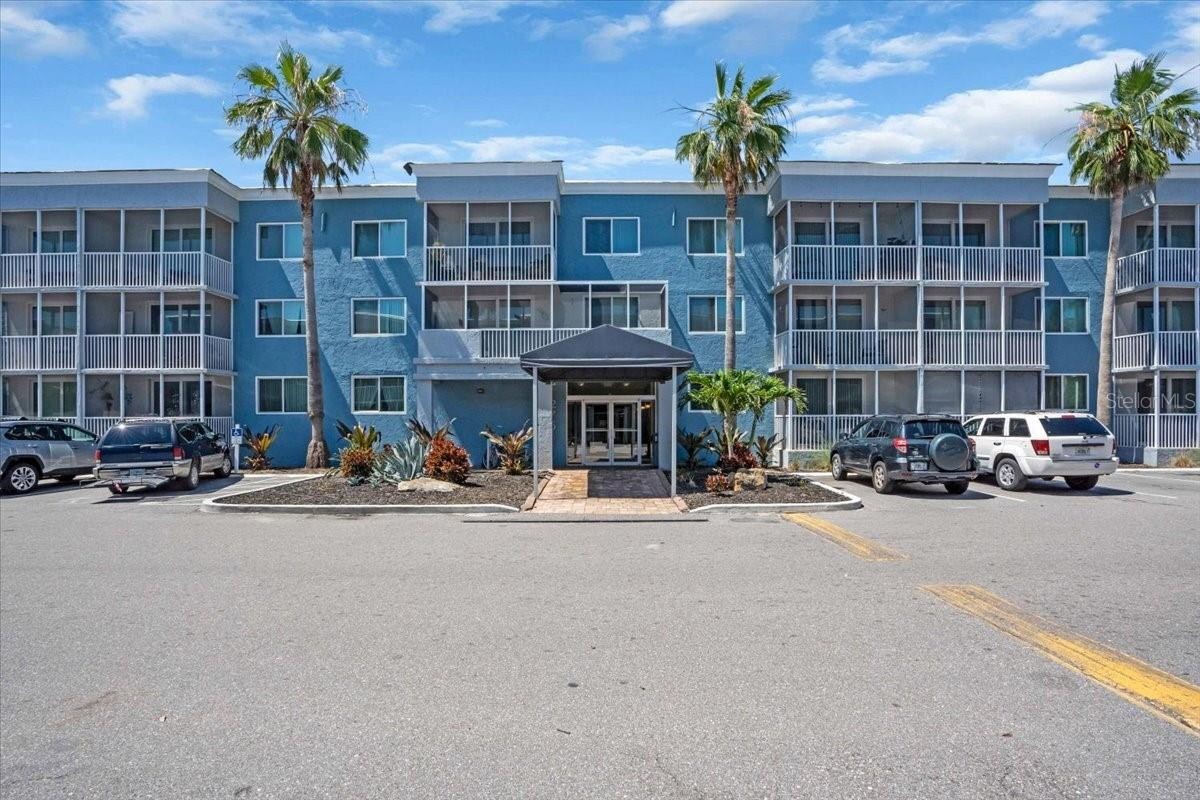 2755 COCONUT BAY LN #3F