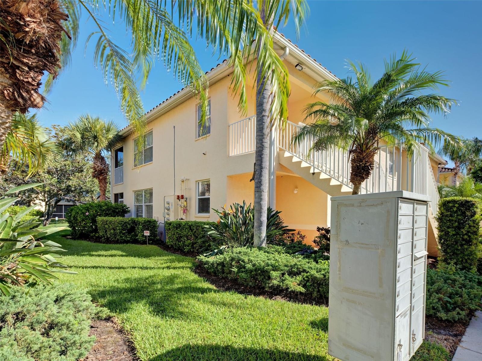 4433 CORSO VENETIA BLVD #C18