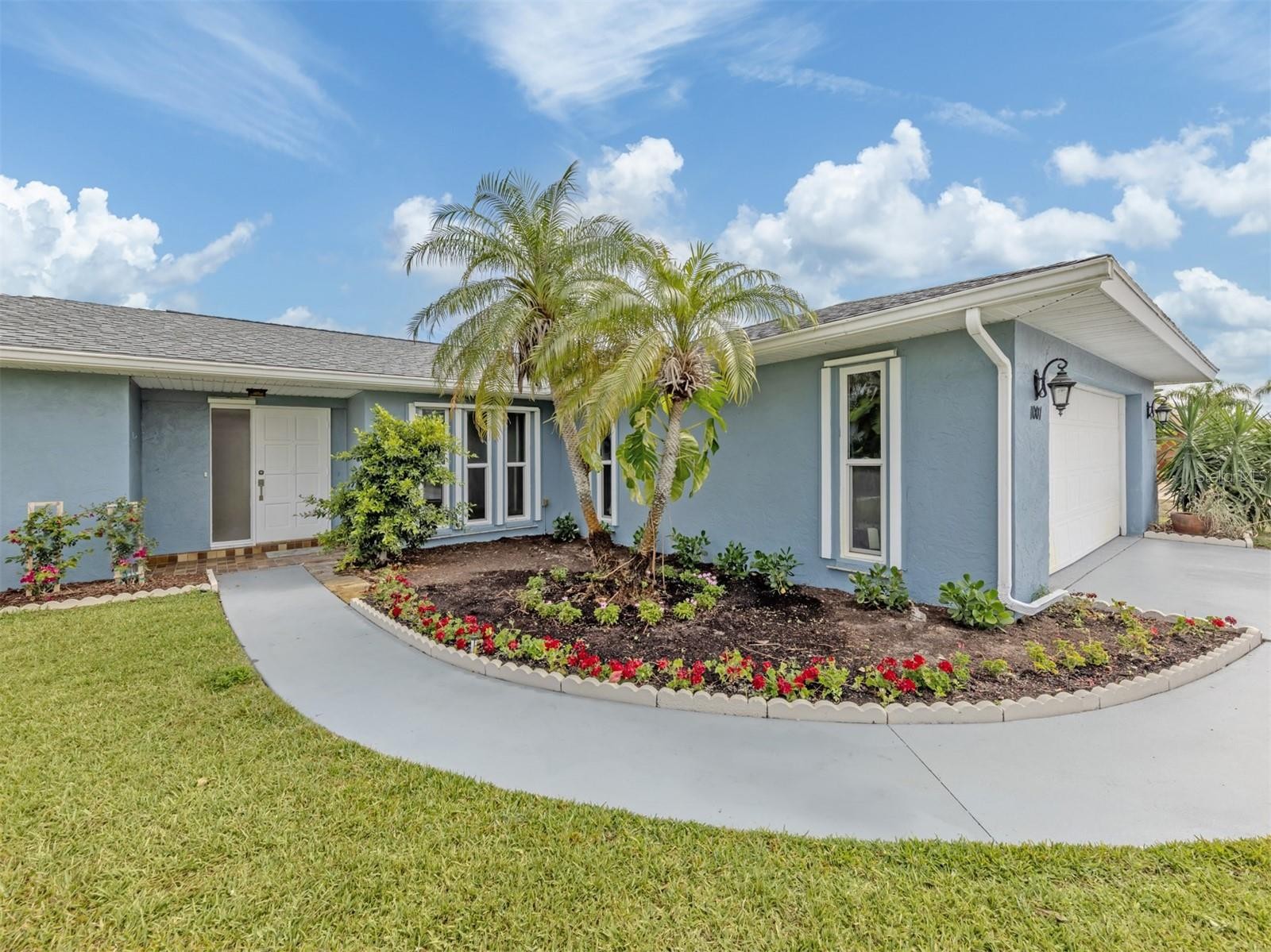 1007 RIVER OAKS CT
