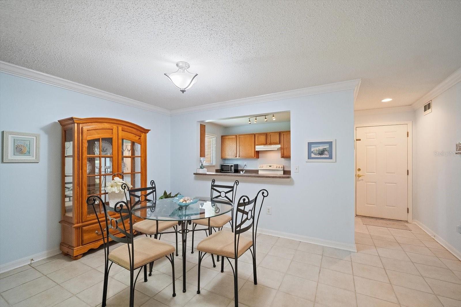 1927 TOUCAN WAY #306