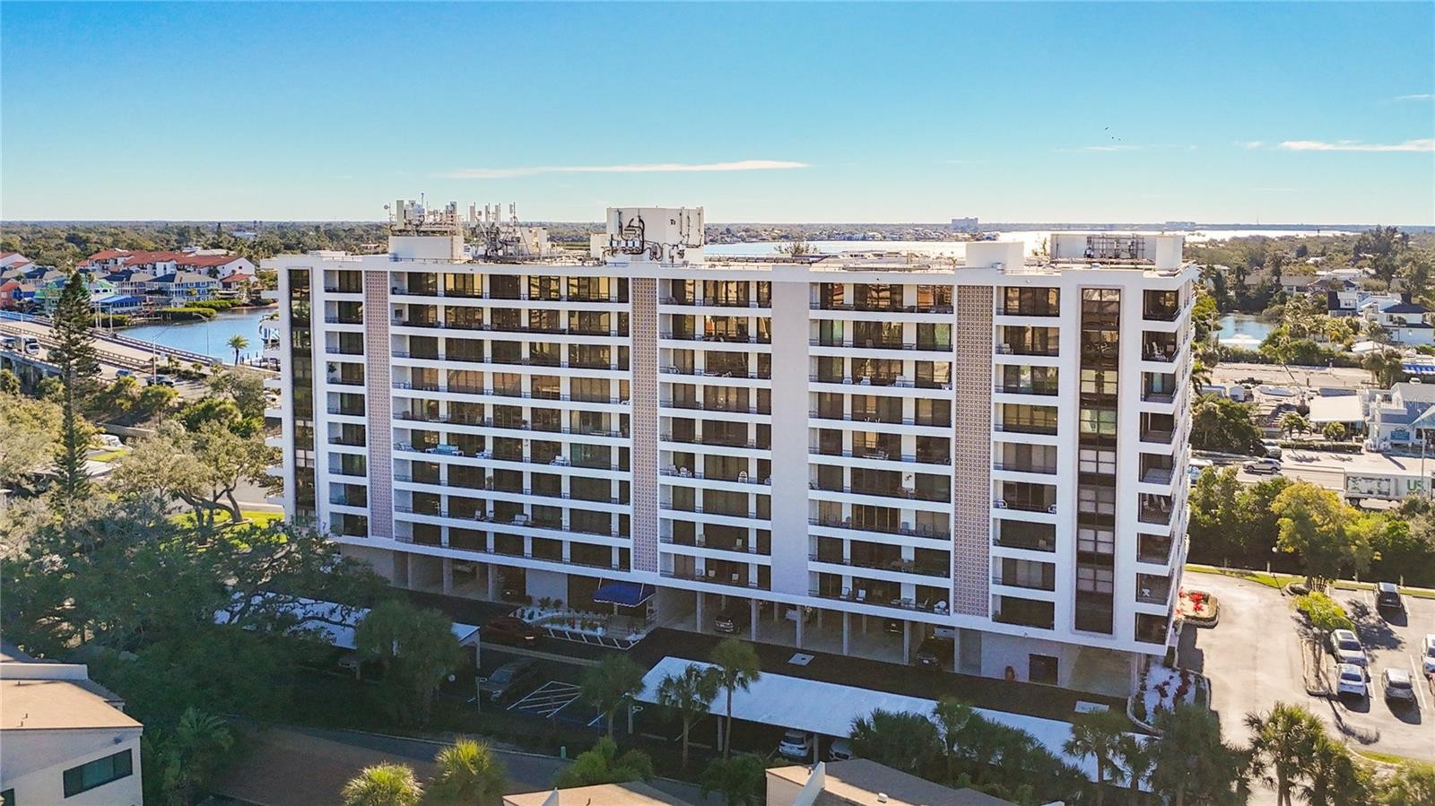 6415 MIDNIGHT PASS RD #705