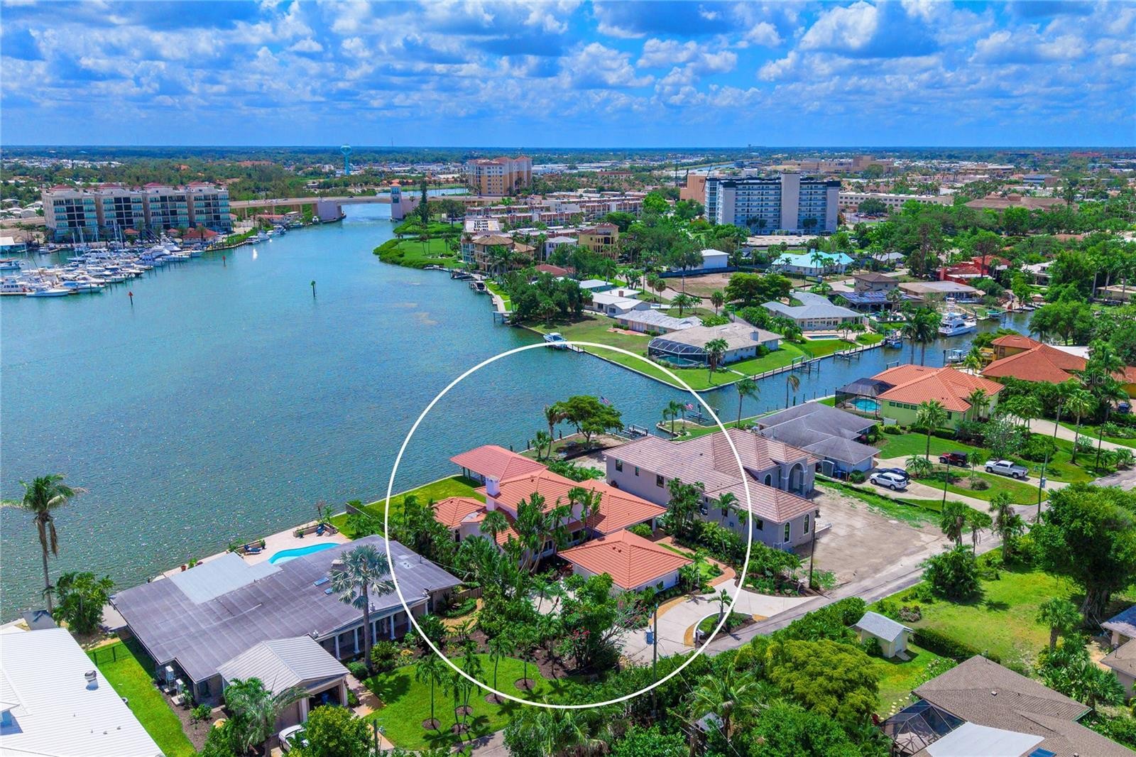 330 W BAY DR