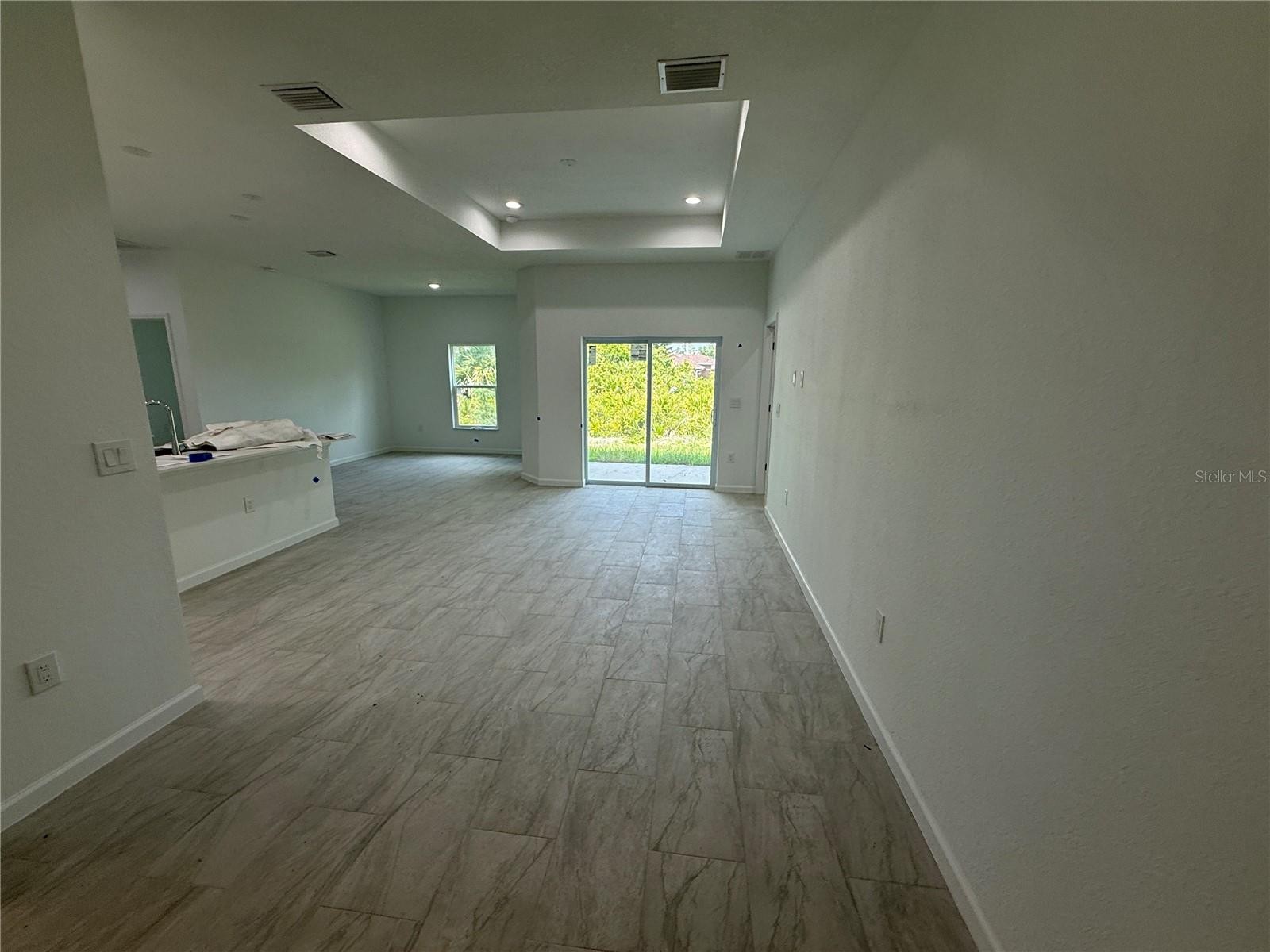 1180 COMFORT LN