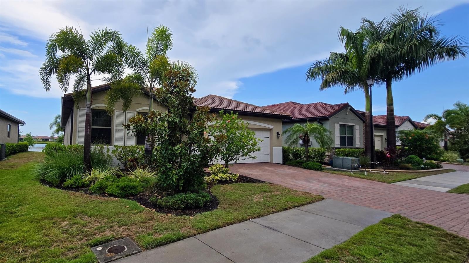 233 VINADIO BLVD