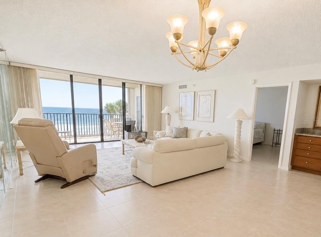 2675 GULF OF MEXICO DR #203