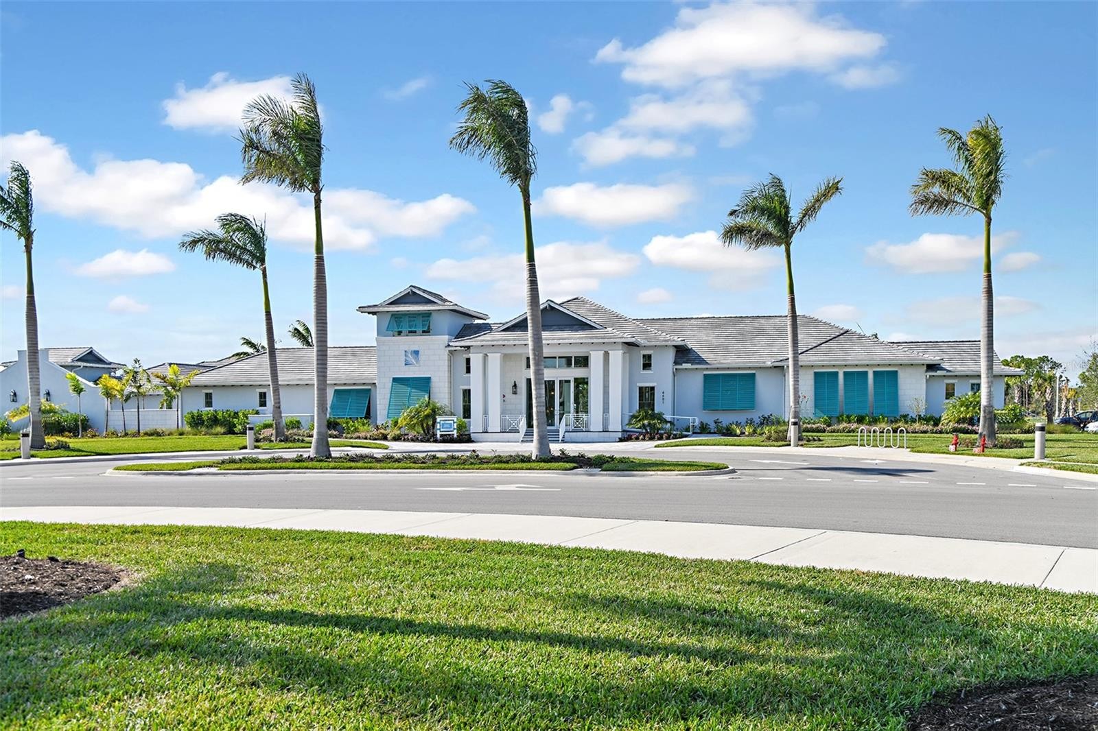 10130 CRYSTAL ISLES CIR