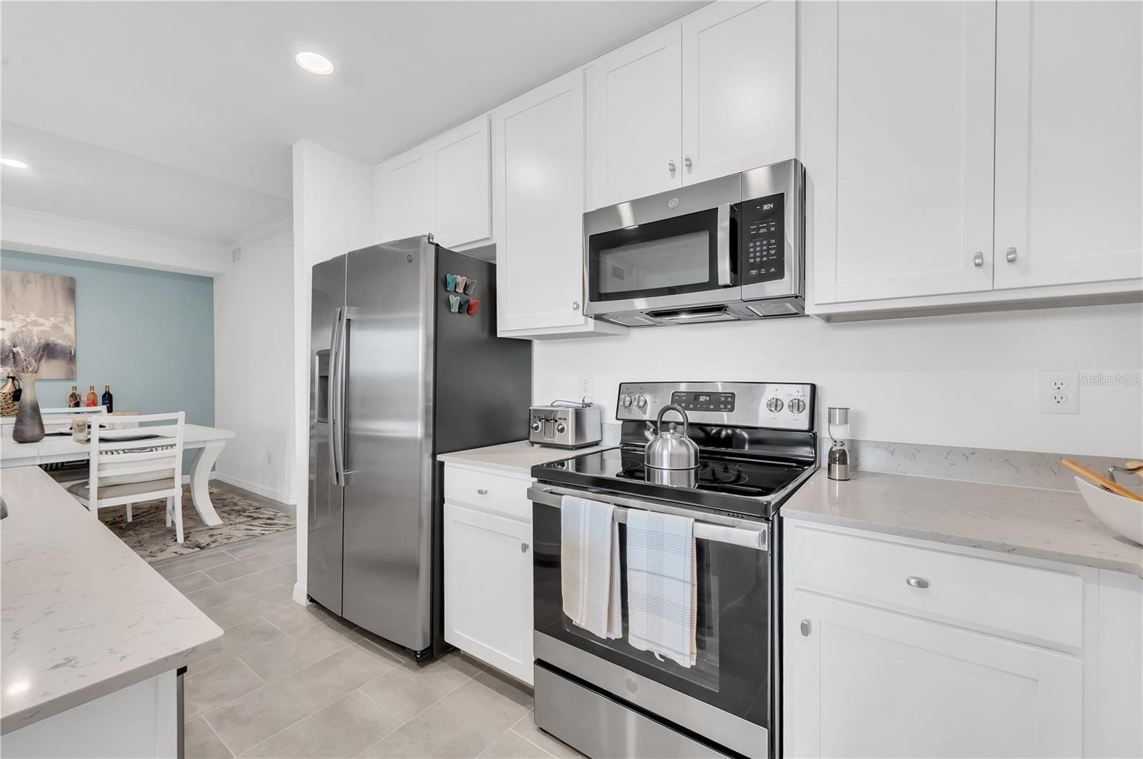 18114 GAWTHROP DR #201