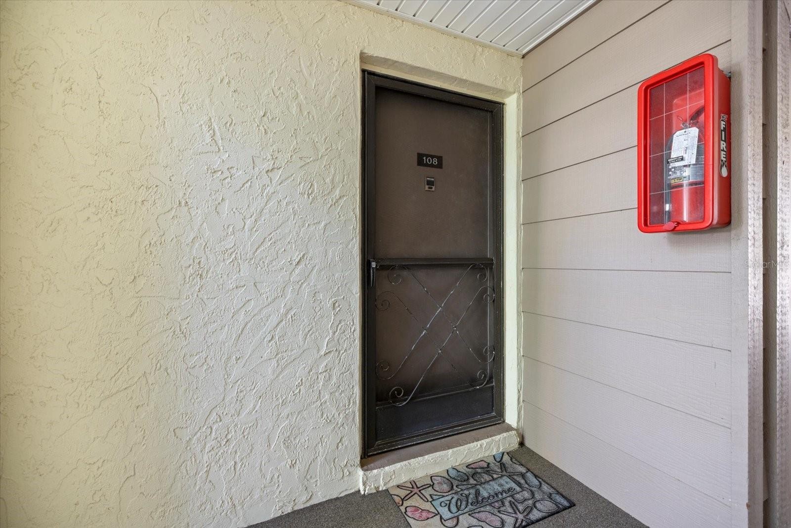 634 BIRD BAY DR E #108