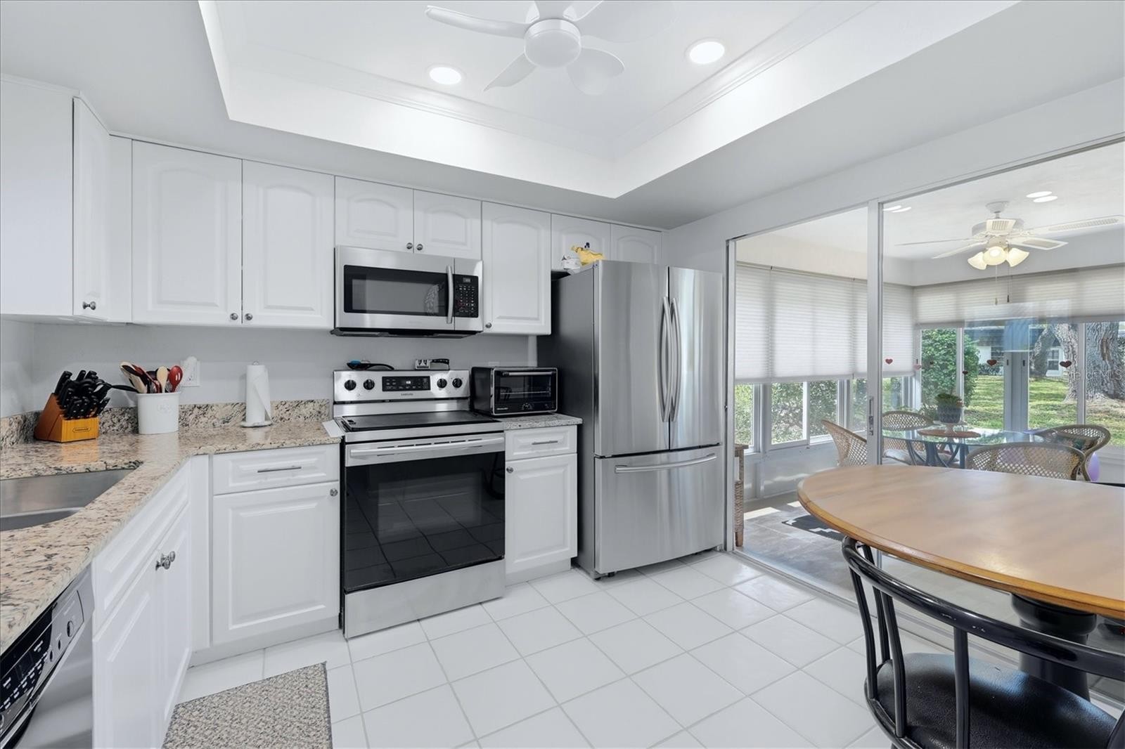 1333 GLEN OAKS DR E #135