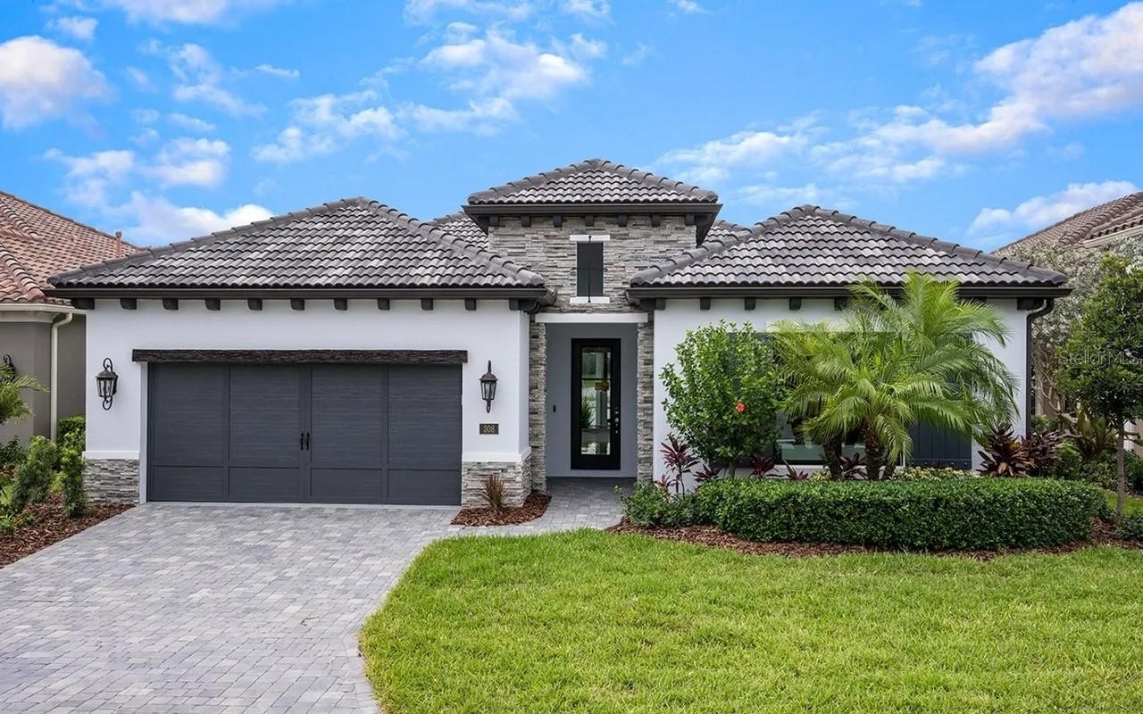 308 ARIA DR