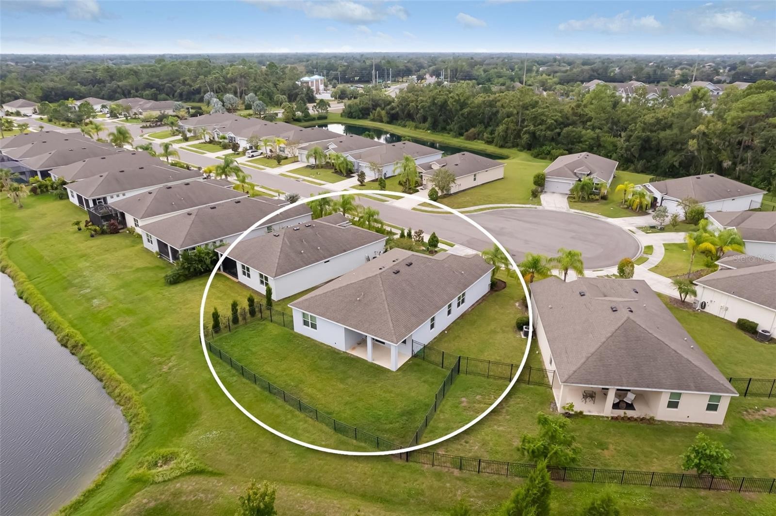 13715 WOODBRIDGE TER