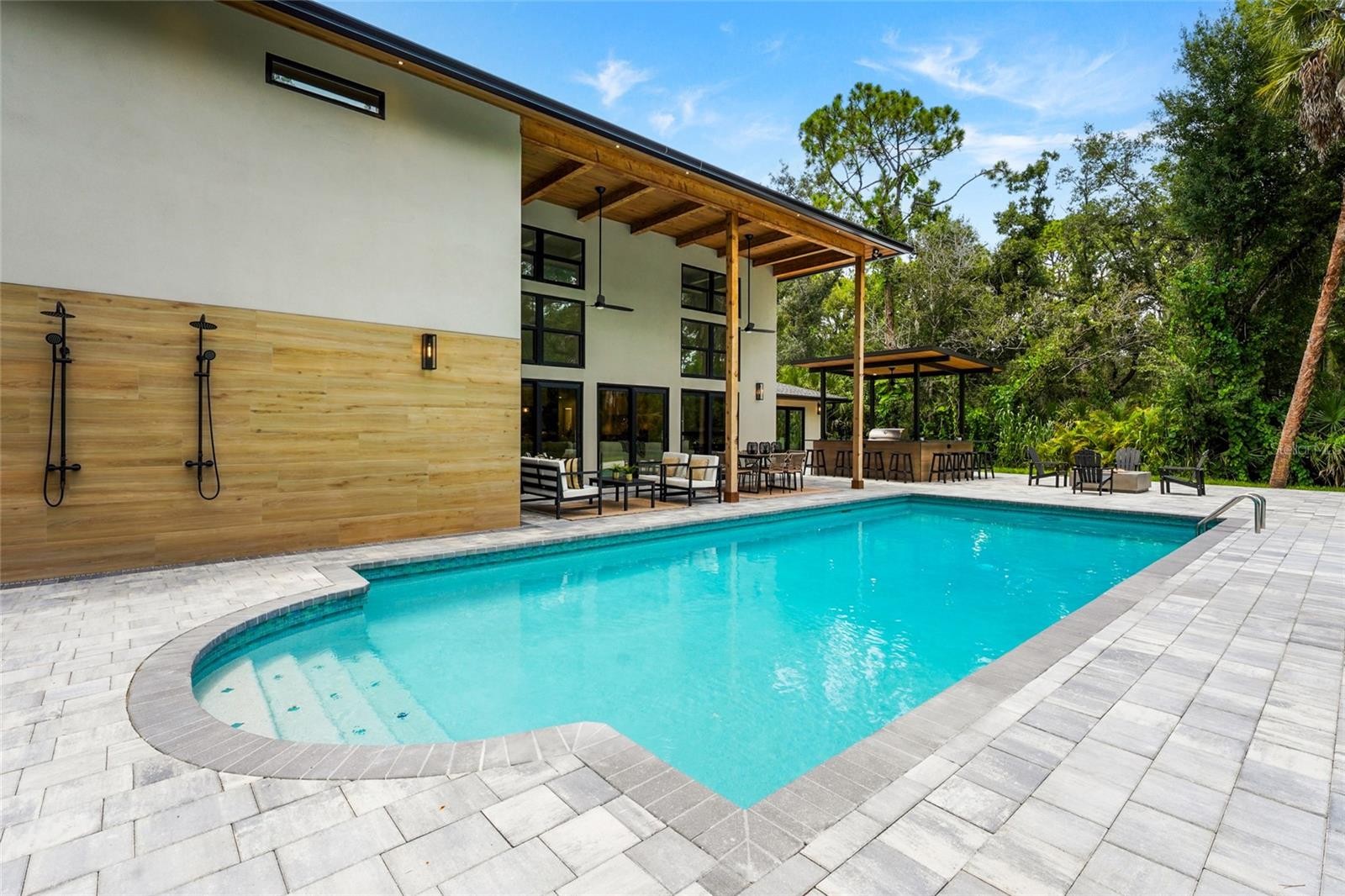 3325 WEBBER WOODS DR