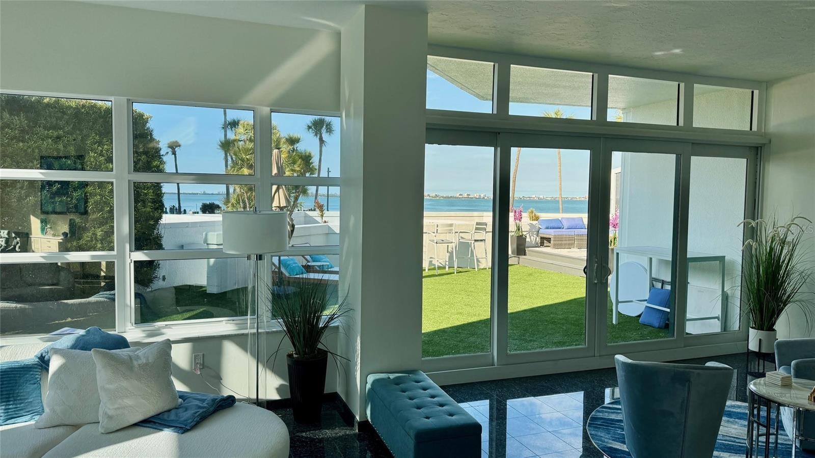 988 BLVD OF THE ARTS #109