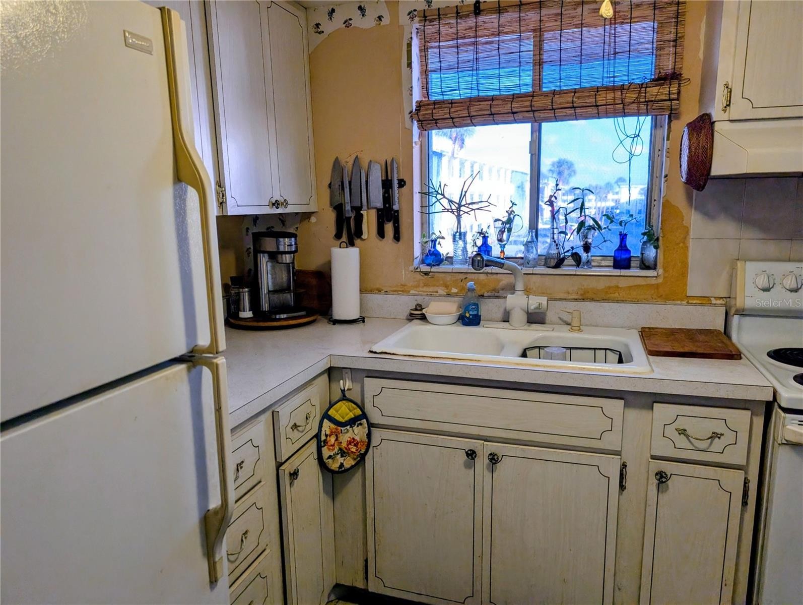 5862 WELCOME RD #J-25