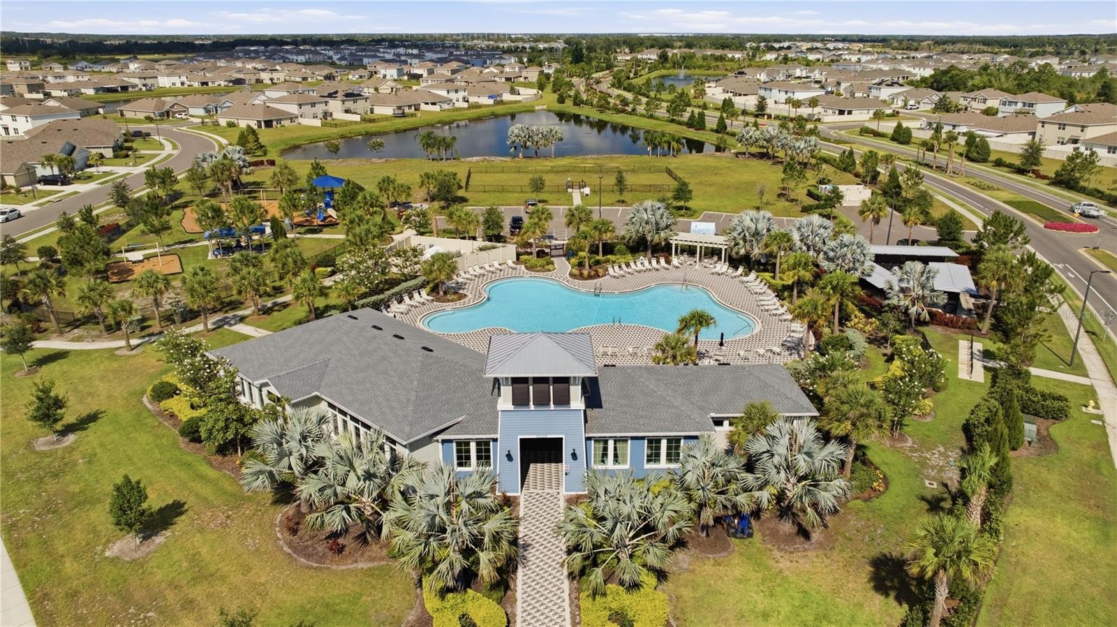 10622 EUSTIS DR