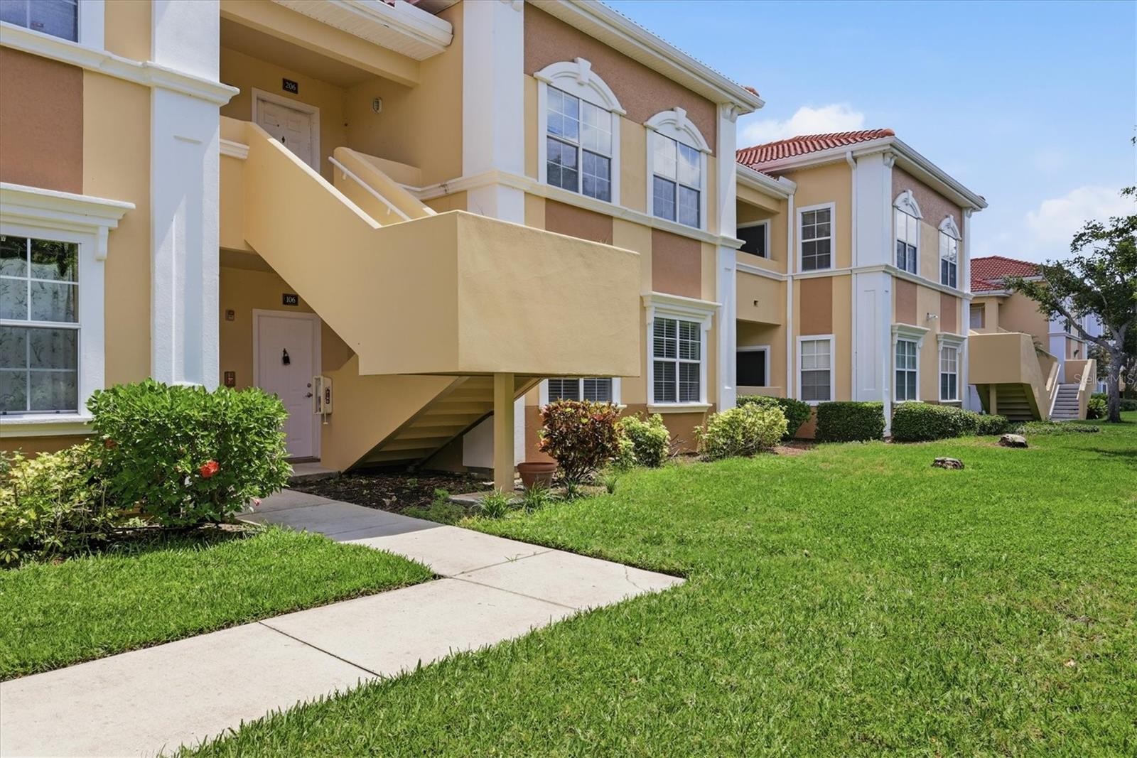 1000 VILLAGIO CIR #106