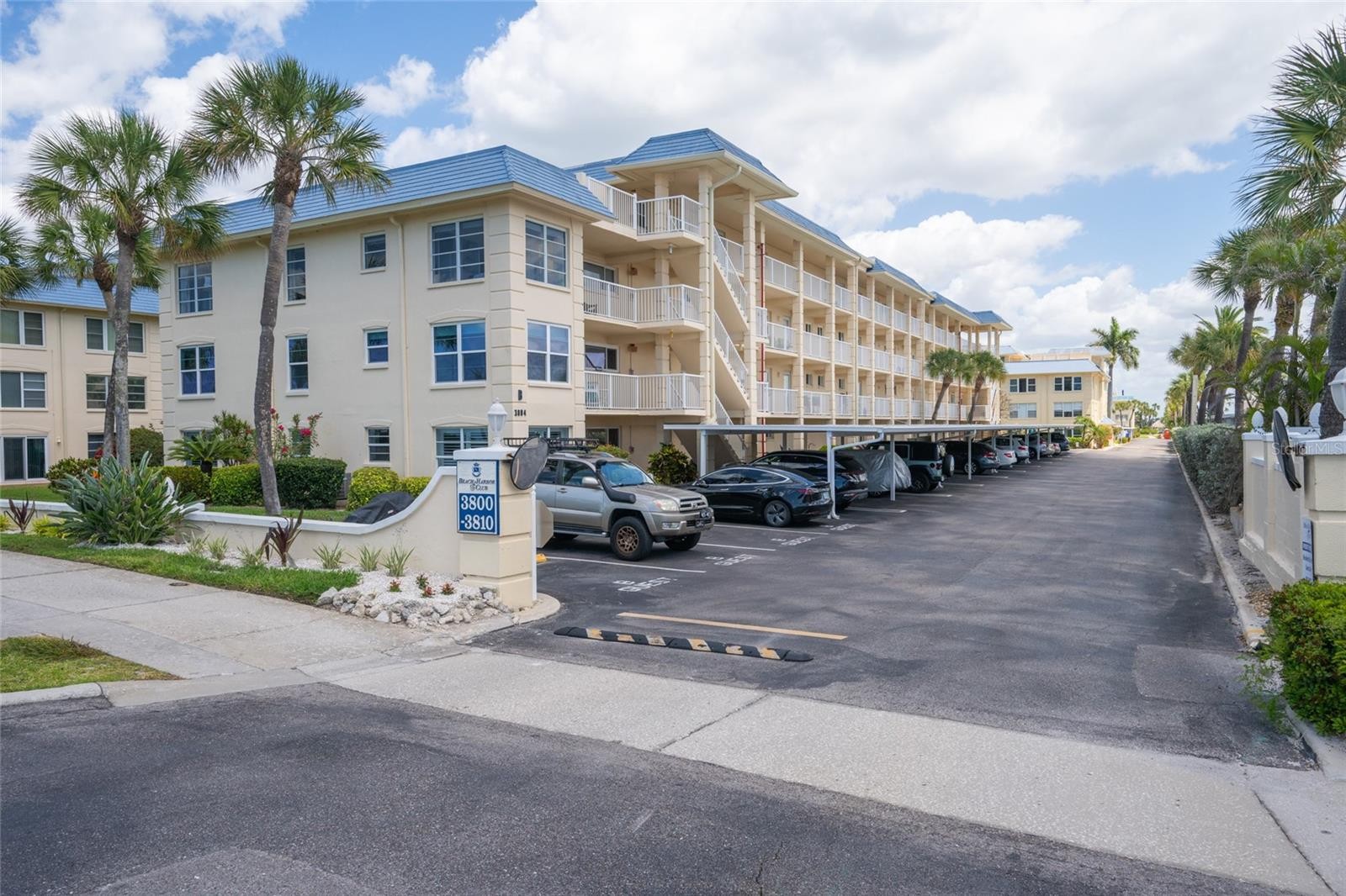 3804 GULF OF MEXICO DR #B305