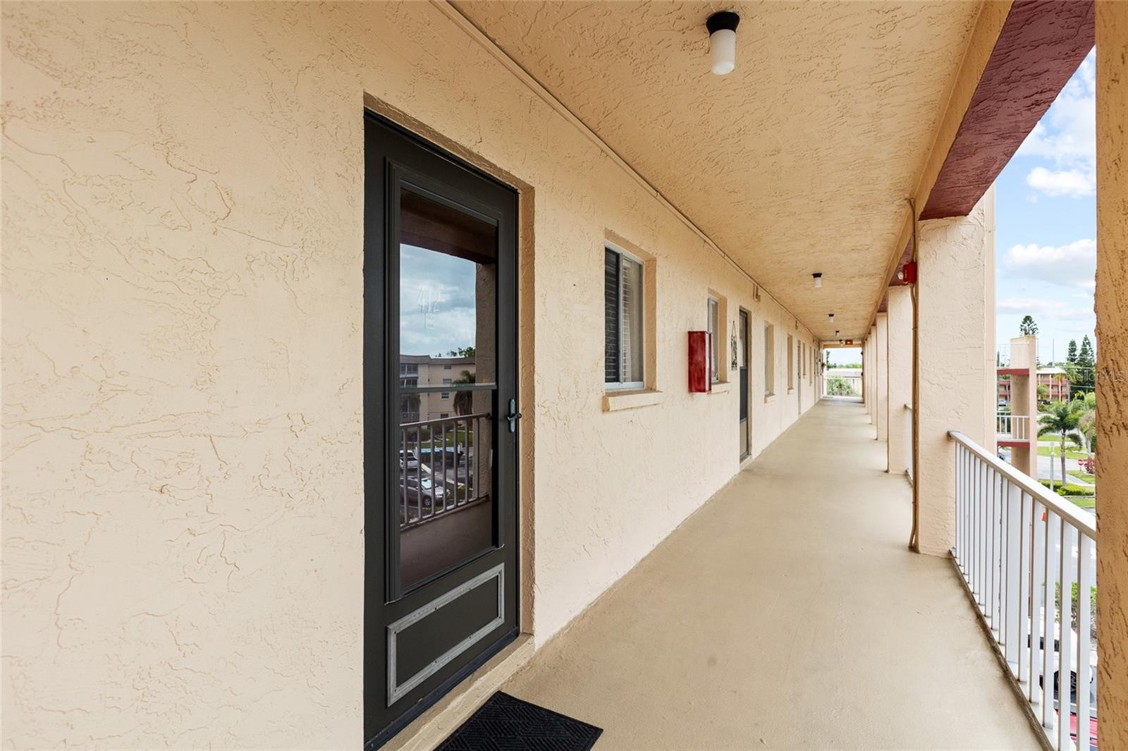 3959 LAKE BAYSHORE DR #F 412