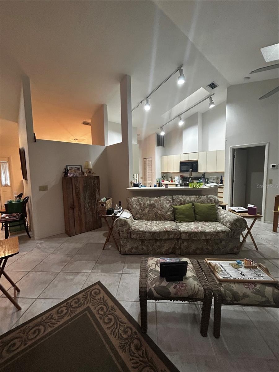 4816 79TH AVENUE PLZ E