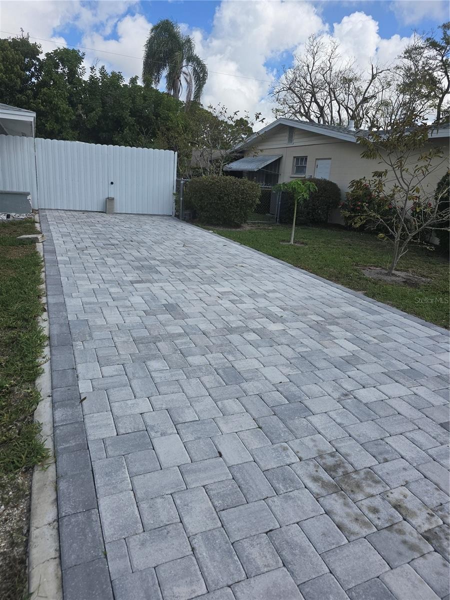 211 66TH AVENUE W #FL