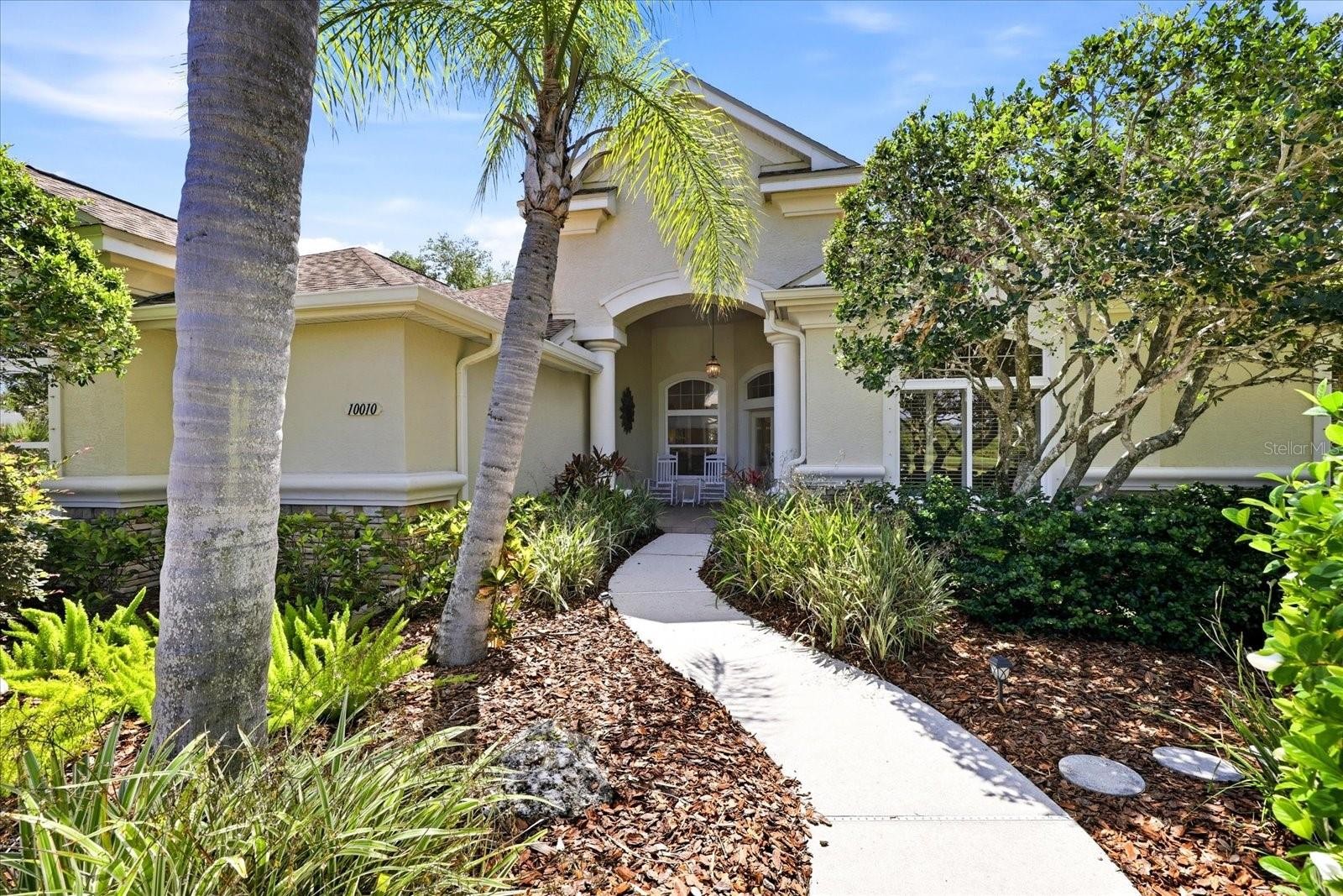 10010 CHERRY HILLS AVENUE CIR